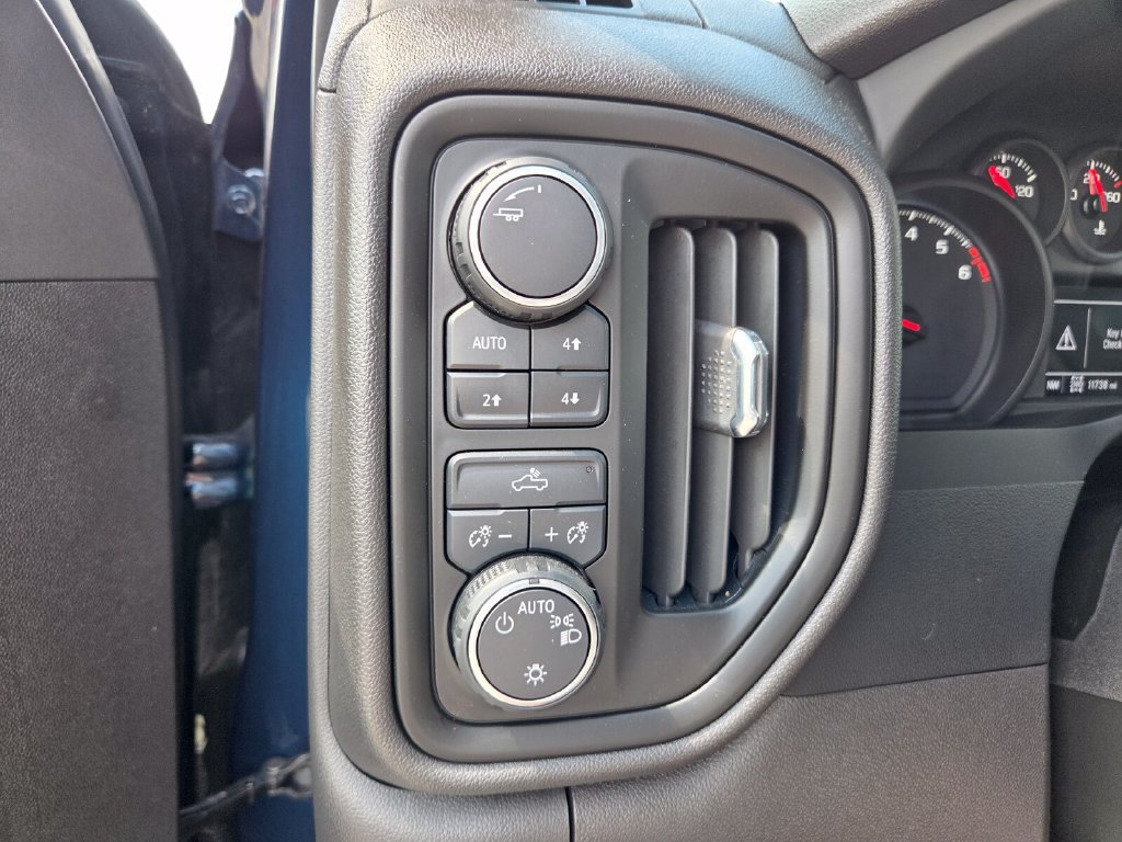 Certified 2023 Chevrolet Silverado 1500 Custom Trail Boss w/ LPO, Dark Essentials Package AWD/4WD image 25