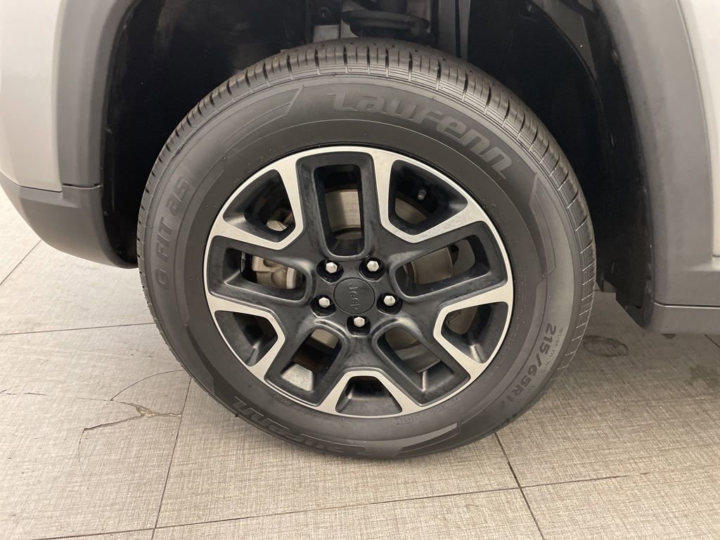 Used 2018 Jeep Compass Trailhawk image 12