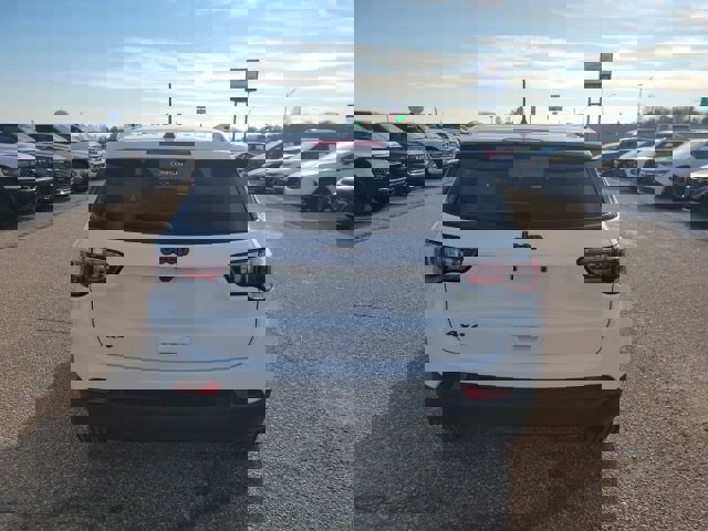 New 2026 Jeep Compass Latitude image 20