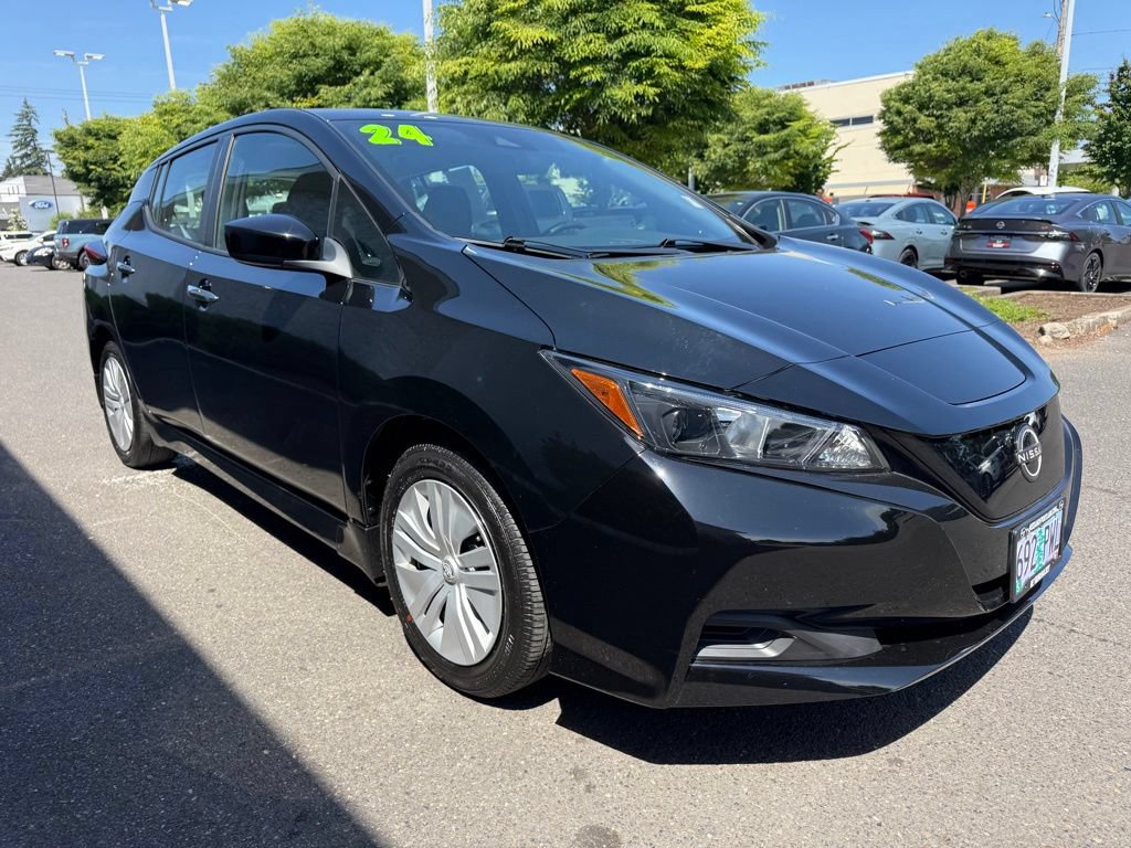 Certified 2024 Nissan Leaf S FWD image 5