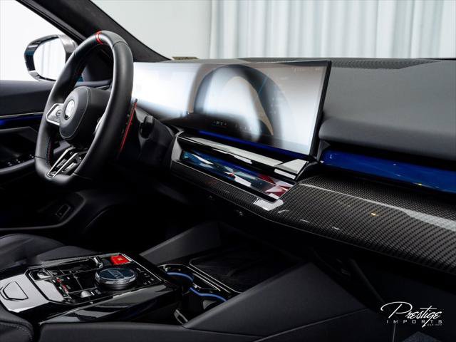 Used 2026 BMW M5 w/ Carbon Package AWD/4WD image 49