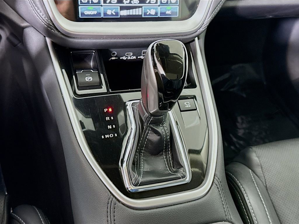 Certified 2023 Subaru Outback Touring AWD/4WD image 10