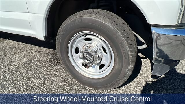 Used 2022 Ford F250 XL w/ Power Equipment Group RWD image 11