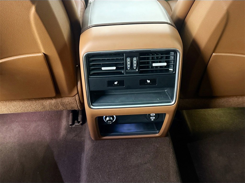 Used 2022 Porsche Cayenne Turbo image 24