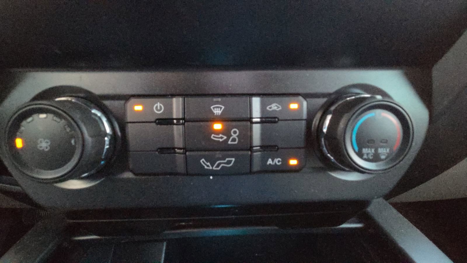 Used 2019 Ford F150 XLT image 28