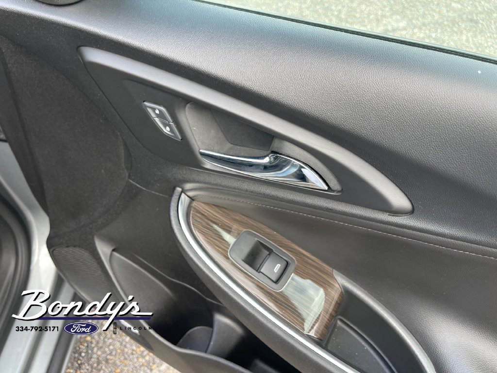 Used 2024 Chevrolet Malibu LT FWD image 20
