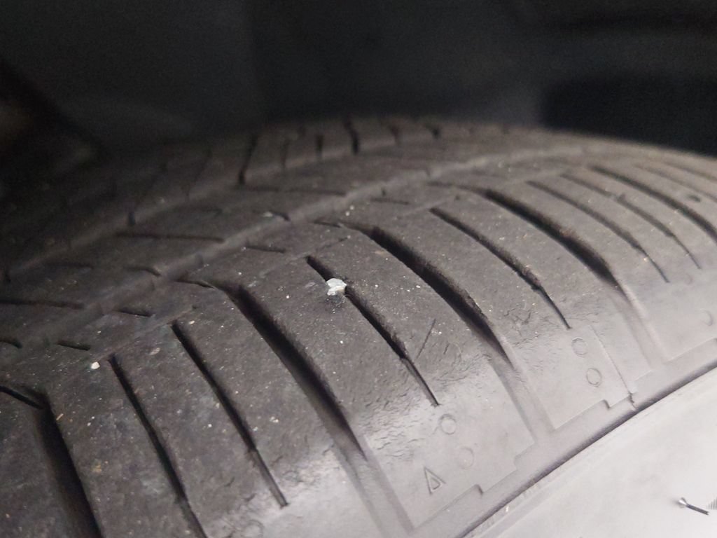 Used 2024 Tesla Model 3 Standard Range RWD image 25