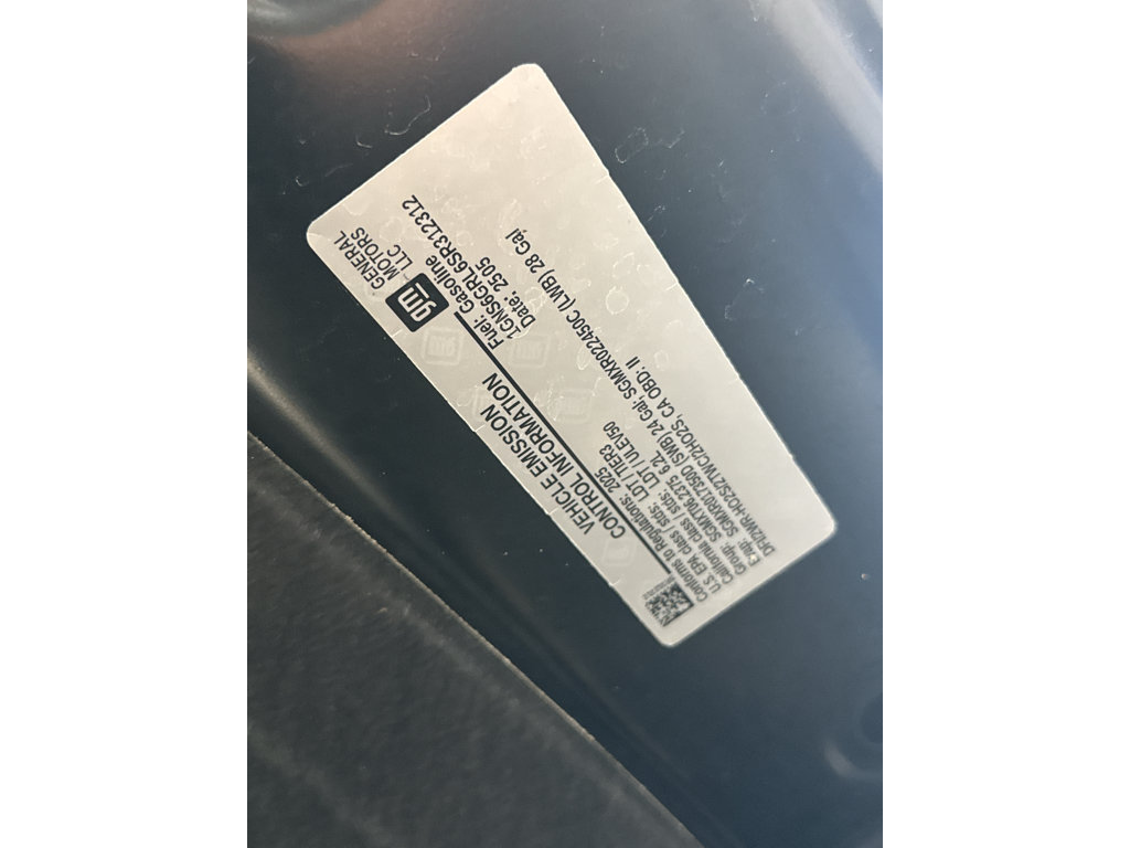 Used 2025 Chevrolet Suburban High Country AWD/4WD image 40