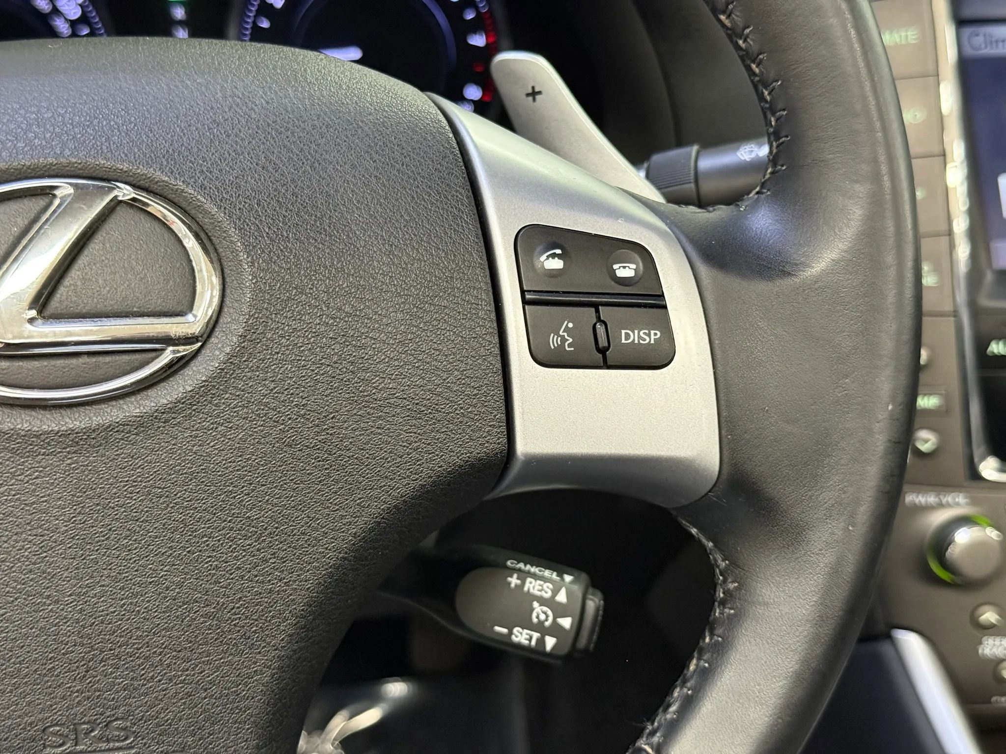 Used 2011 Lexus IS 250C w/ Luxury Pkg RWD image 35