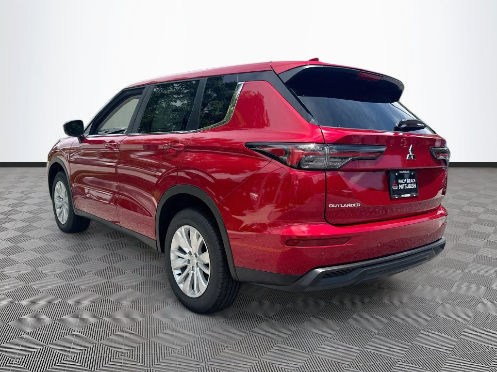 New 2026 Mitsubishi Outlander ES FWD image 7