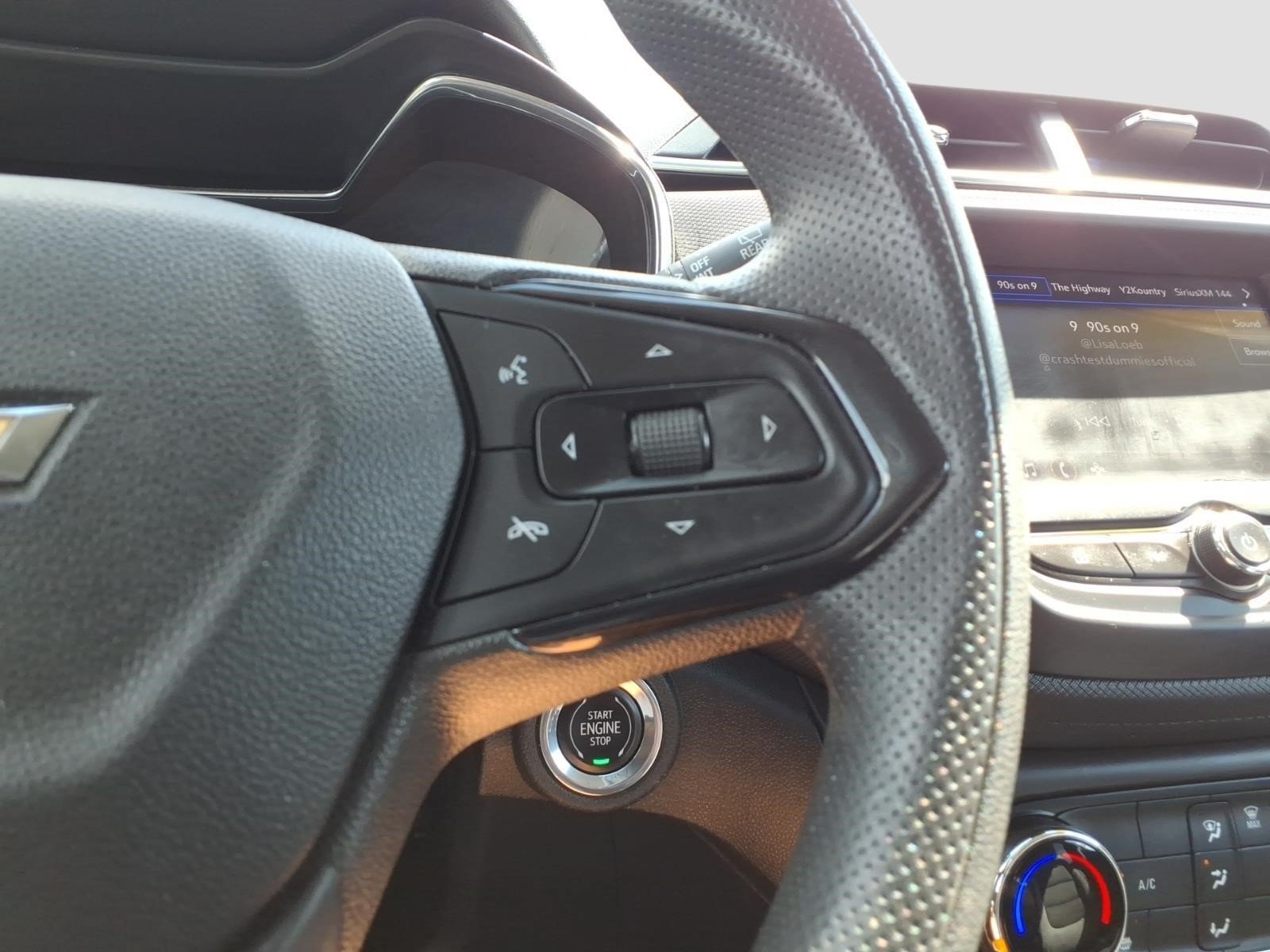 Used 2023 Chevrolet TrailBlazer LT FWD image 22