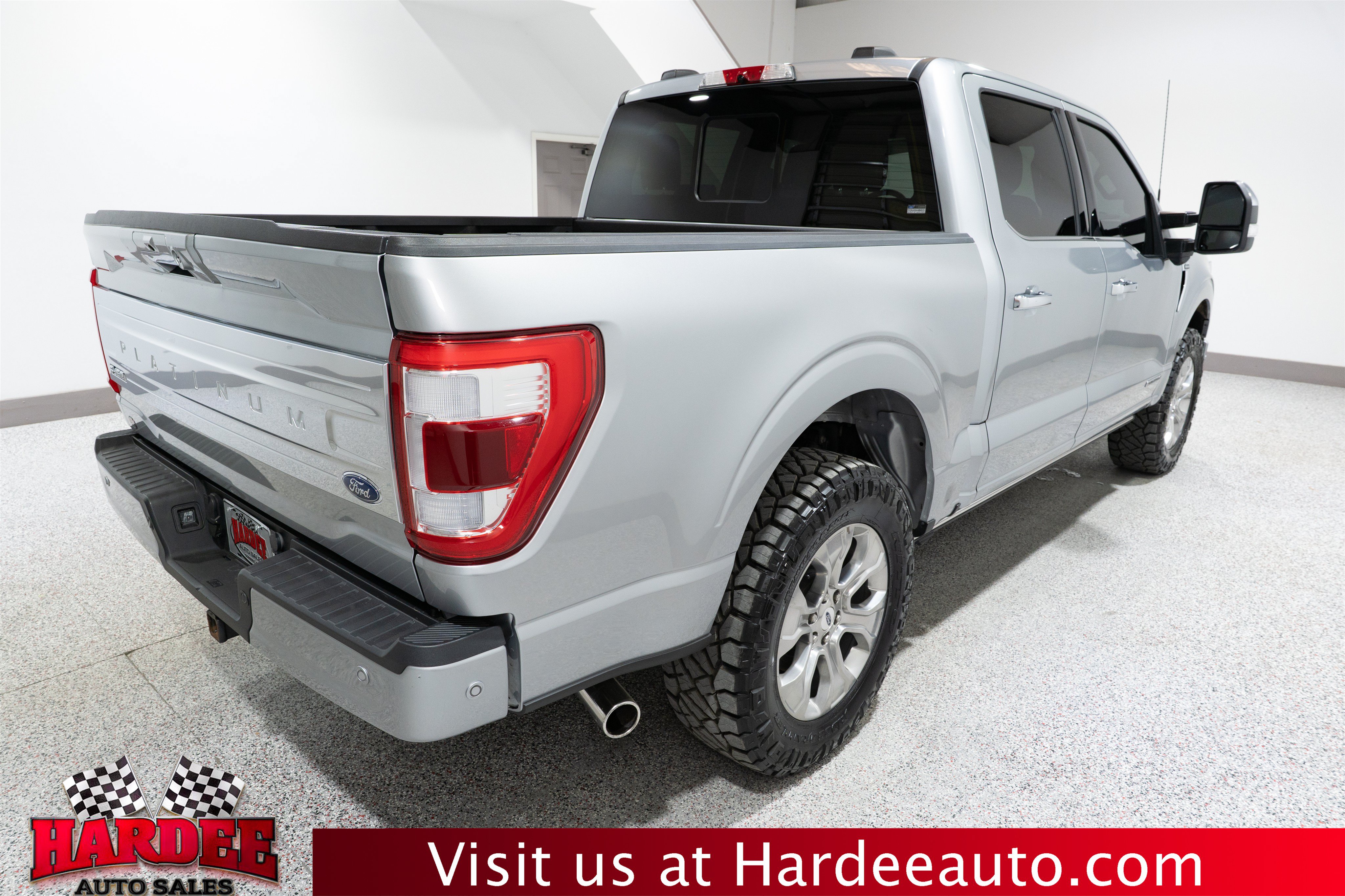 Used 2023 Ford F150 Platinum w/ FX4 Off-Road Package AWD/4WD image 5