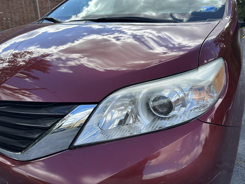 Used 2014 Toyota Sienna LE FWD image 10