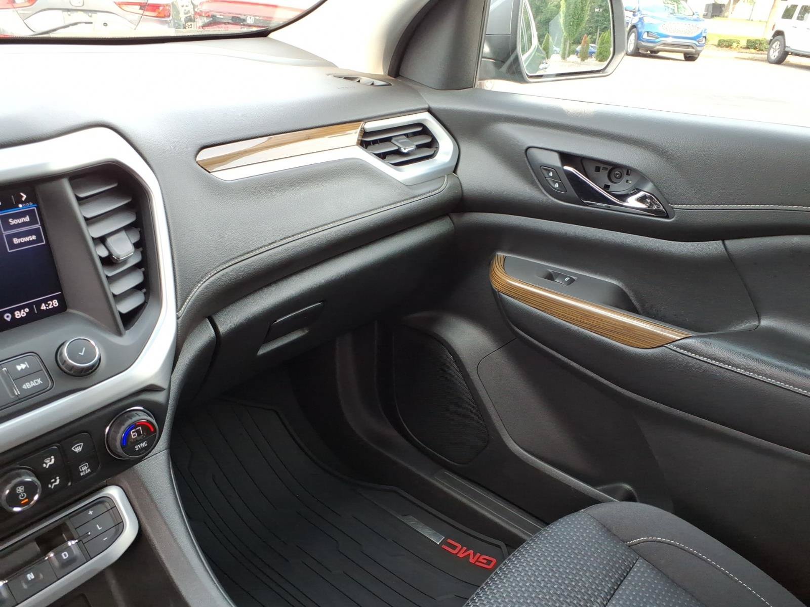 Used 2020 GMC Acadia SLE w/ Driver Convenience Package AWD/4WD image 30