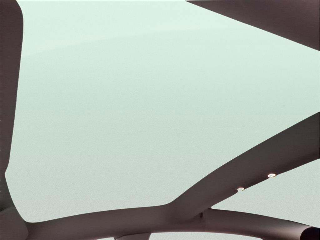 Used 2023 Tesla Model 3 Performance image 20