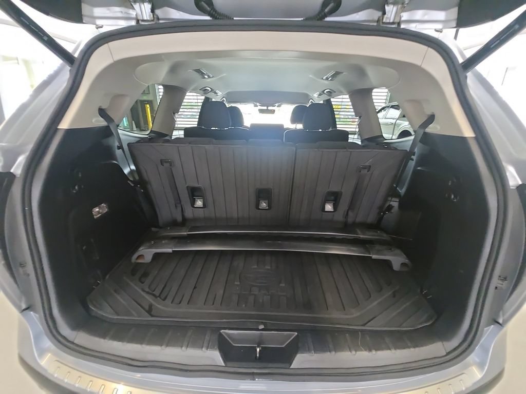 Used 2021 Subaru Ascent Premium w/ Convenience Package AWD/4WD image 13