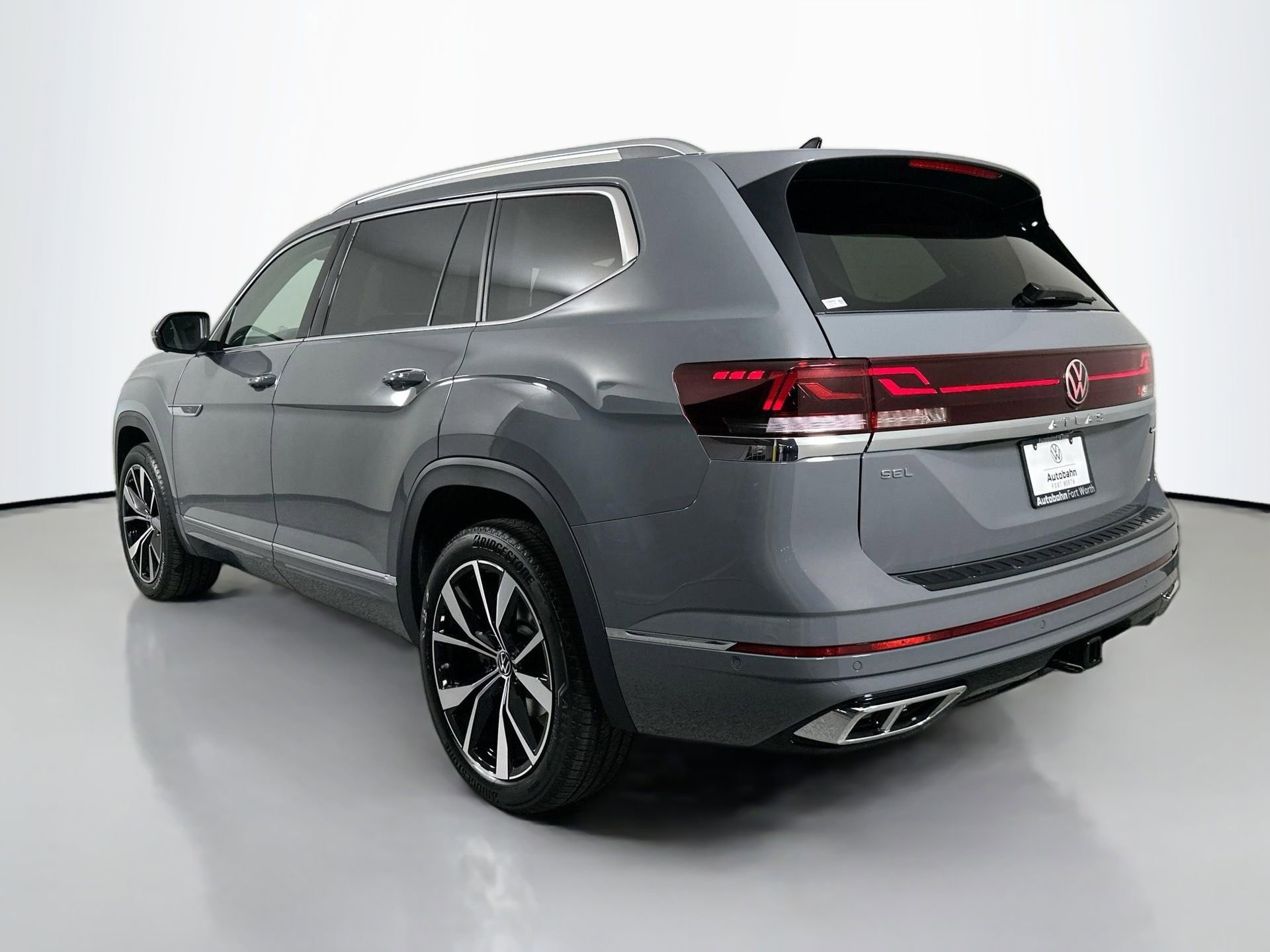 New 2026 Volkswagen Atlas SEL Premium R-Line image 6
