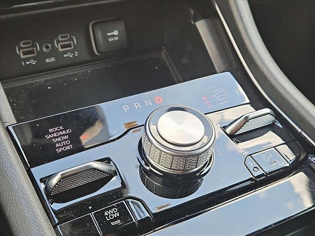 Used 2023 Jeep Grand Cherokee L Summit w/ Advanced Protech Group IV image 12
