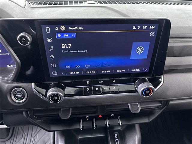 Used 2024 Chevrolet Colorado W/T image 13