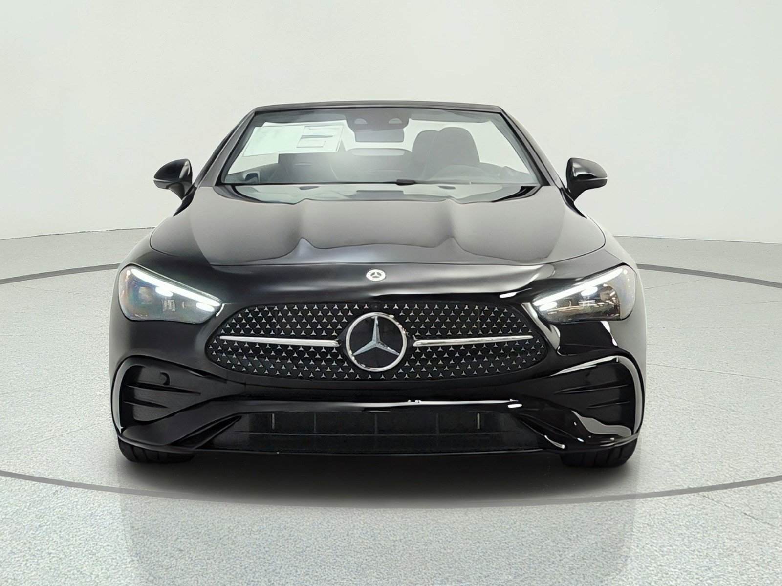 New 2027 Mercedes-Benz CLE 450 4MATIC Cabriolet image 2