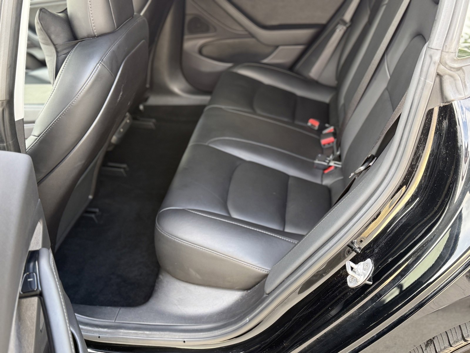 Used 2019 Tesla Model 3 Mid Range image 23