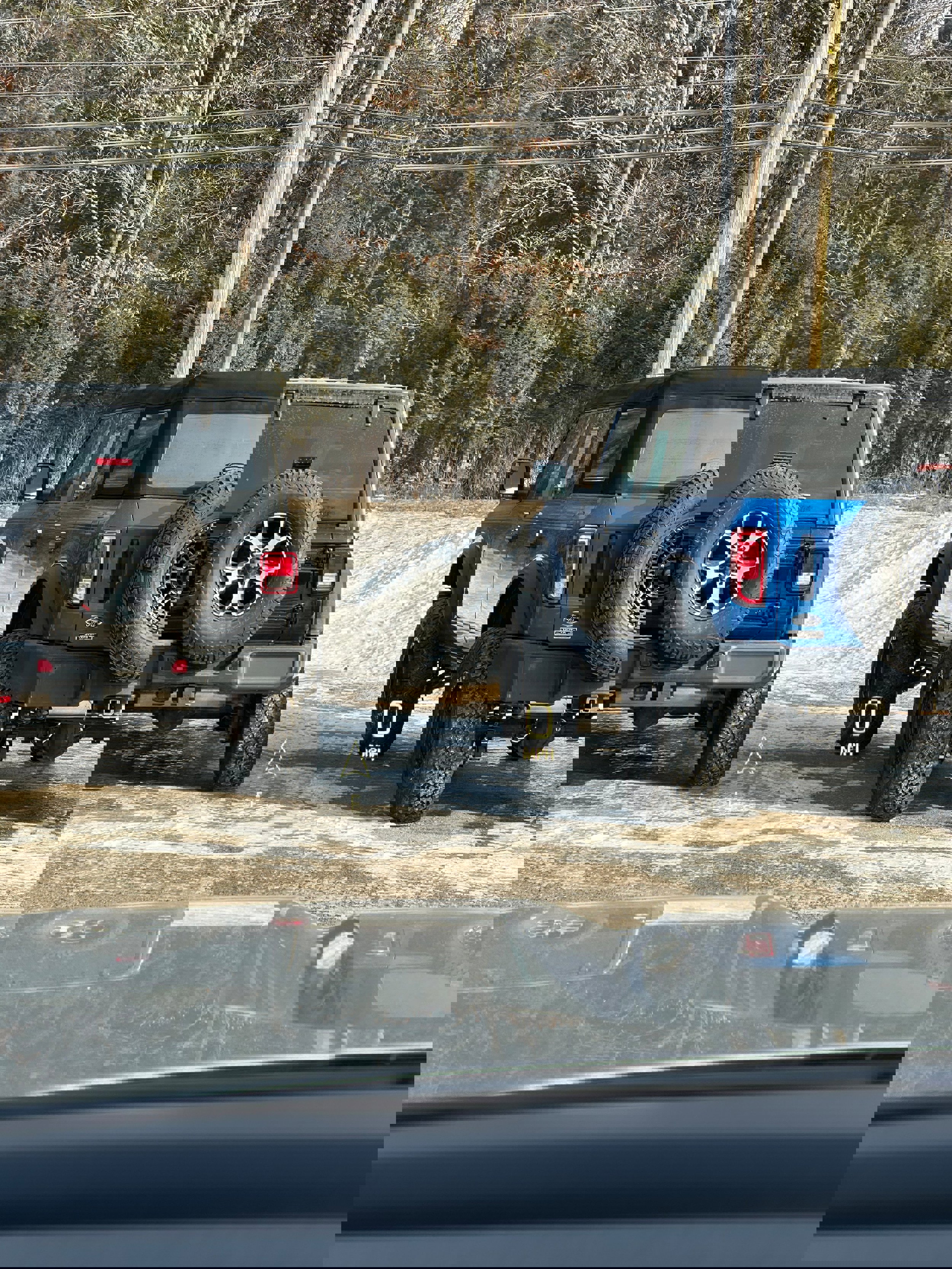 Used 2023 GMC Yukon XL Denali Ultimate AWD/4WD image 32