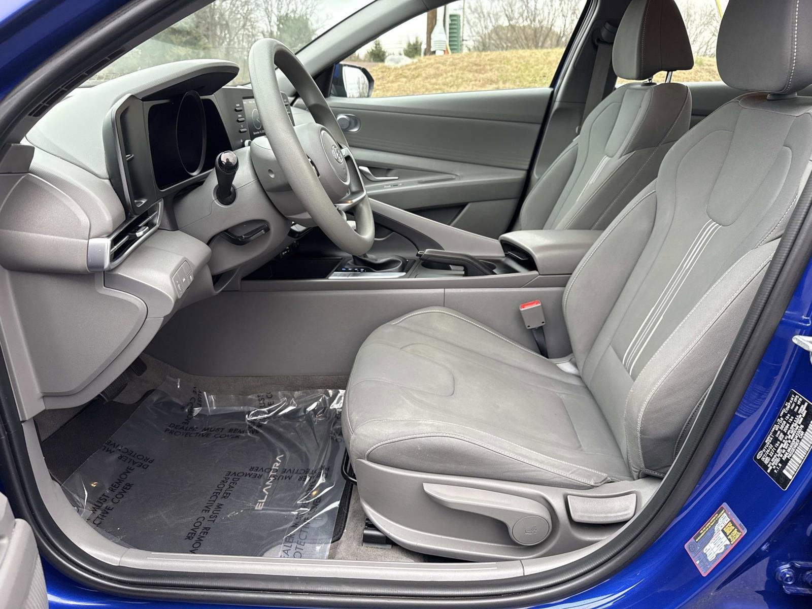 Used 2023 Hyundai Elantra SEL w/ Cargo Package image 28