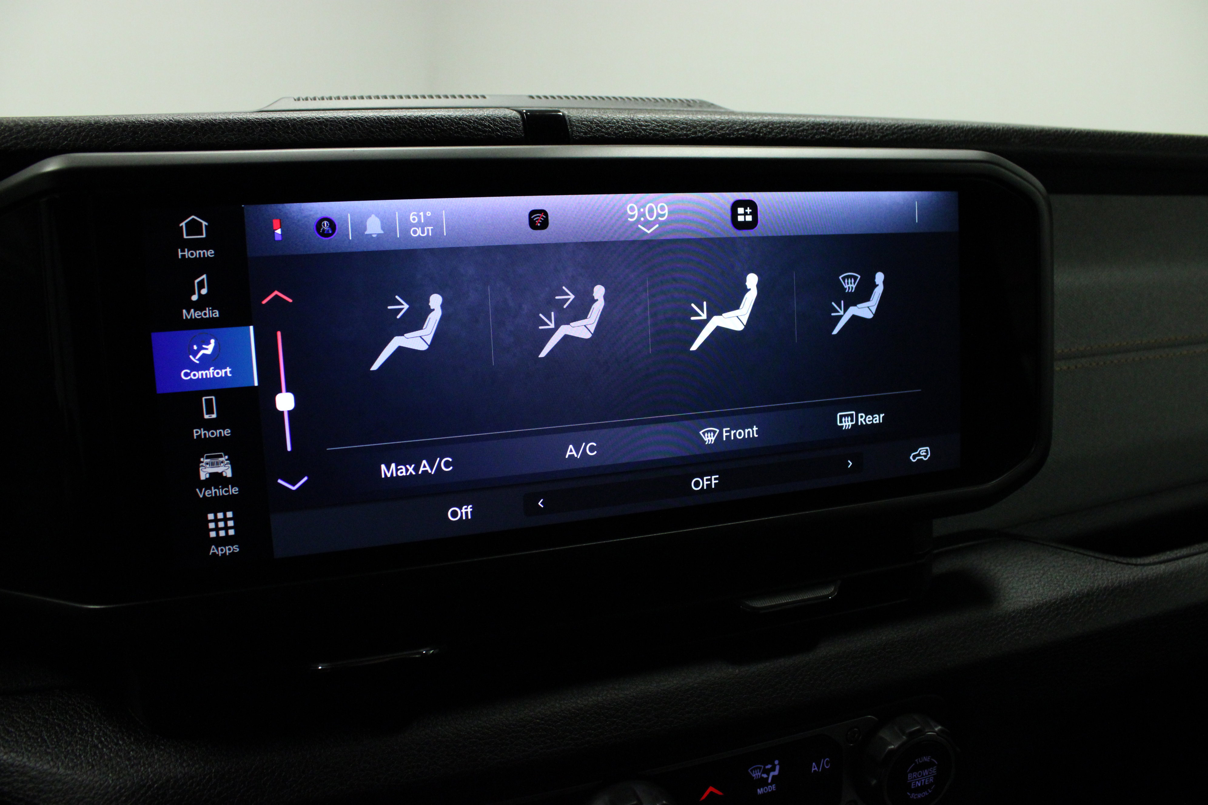 Used 2024 Jeep Wrangler Sport S AWD/4WD image 24
