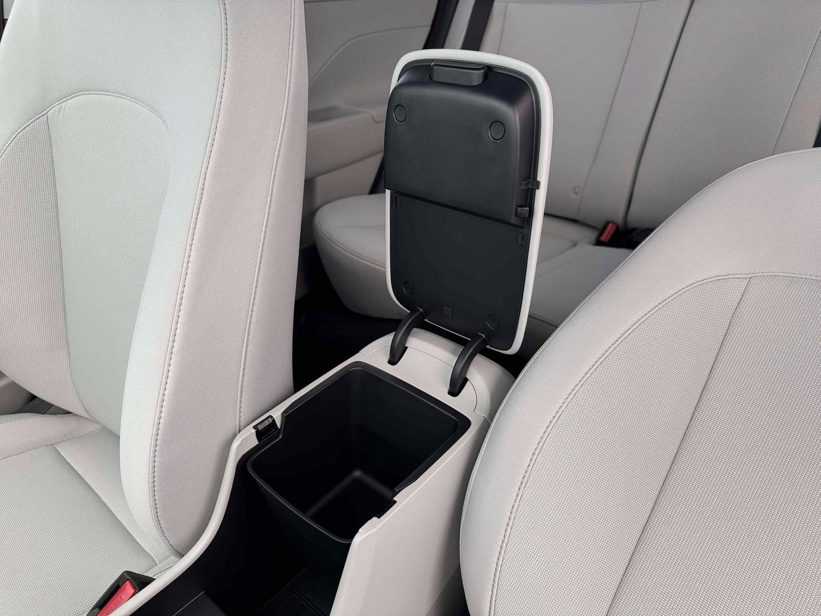 Certified 2026 Hyundai Kona SE AWD/4WD image 19