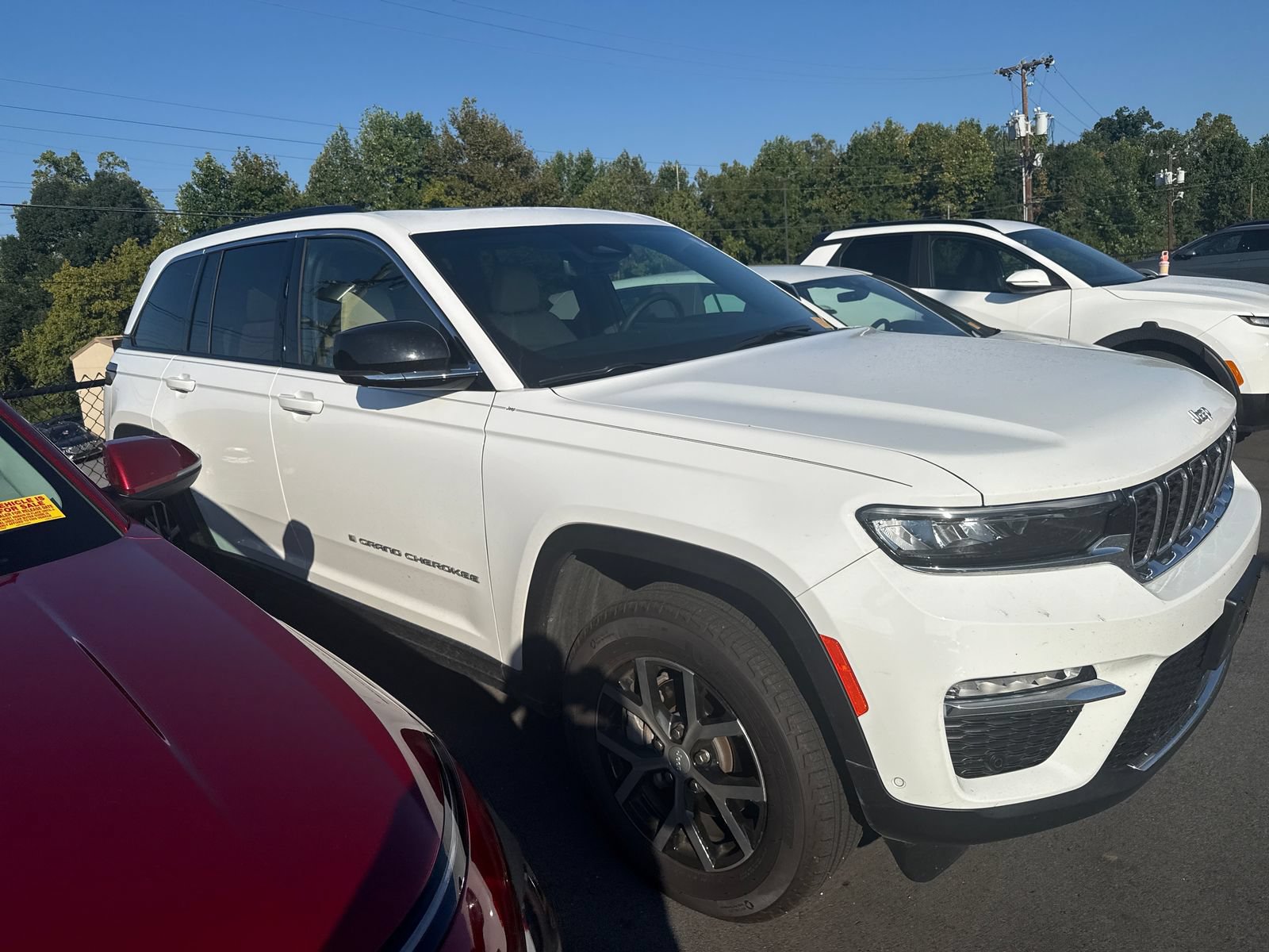 Used 2025 Jeep Grand Cherokee Limited w/ Luxury Tech Group II AWD/4WD image 7