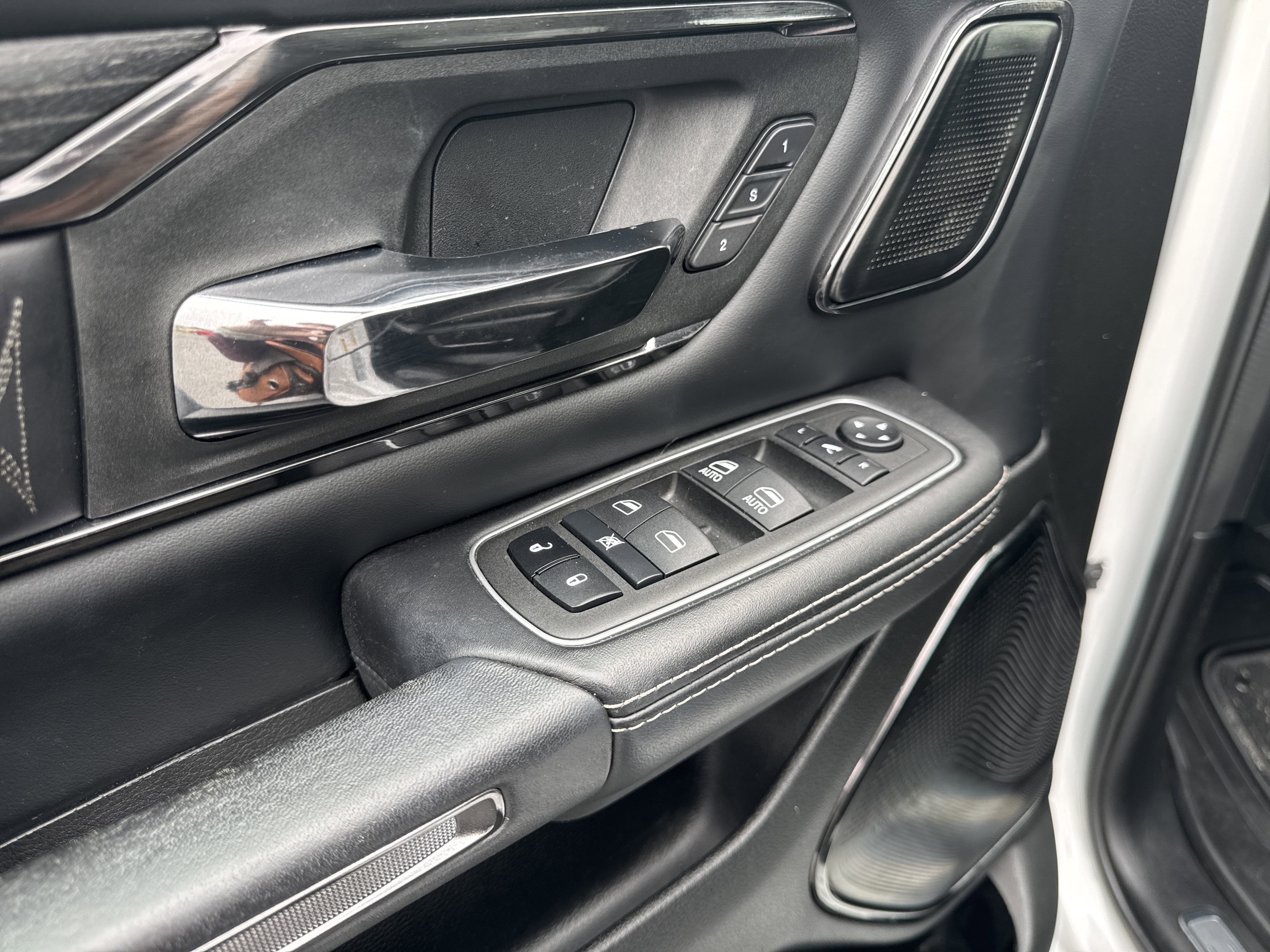 Used 2023 RAM 1500 Limited image 15