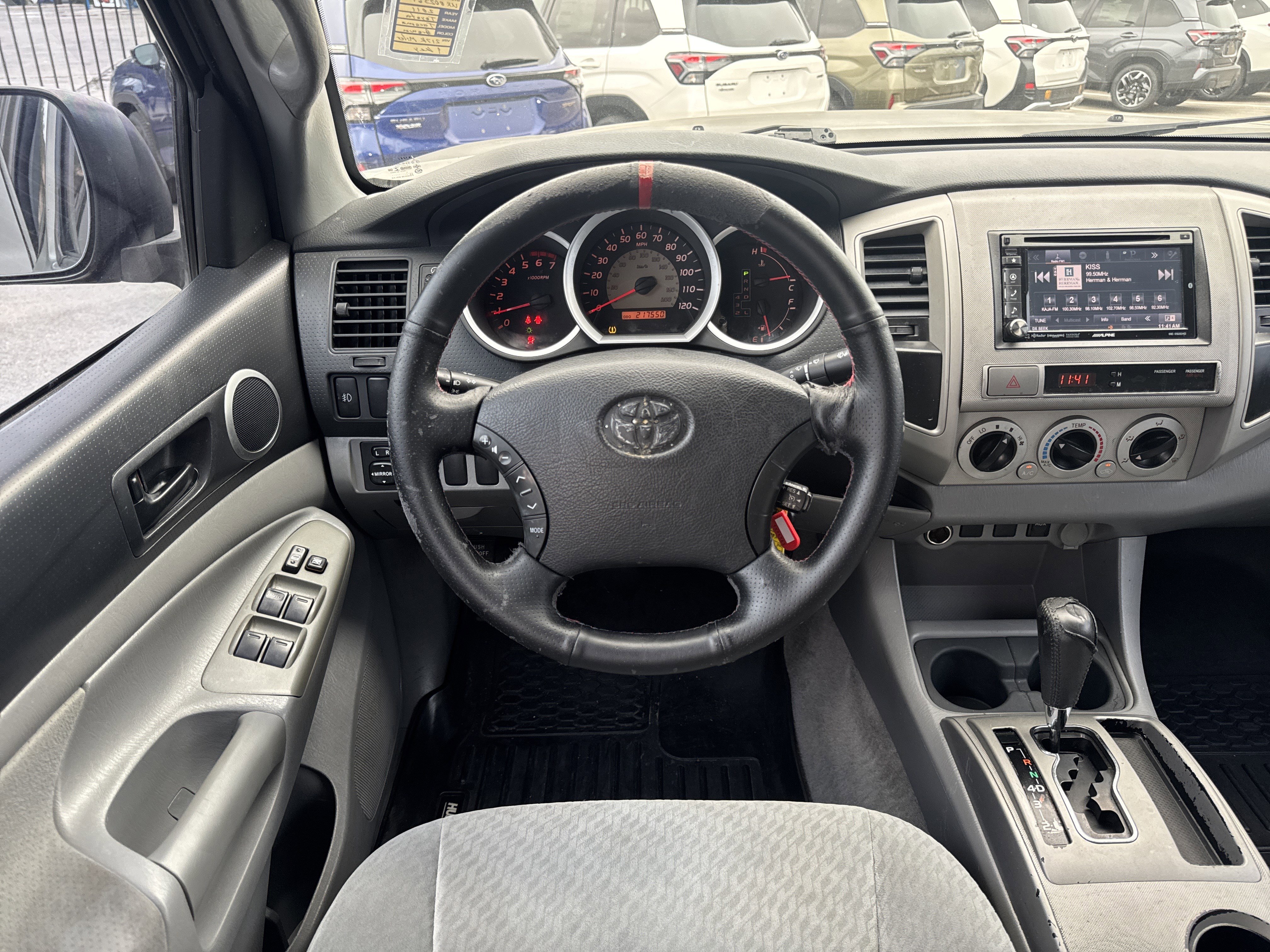 Used 2011 Toyota Tacoma PreRunner w/ SR5 Pkg #2 RWD image 11