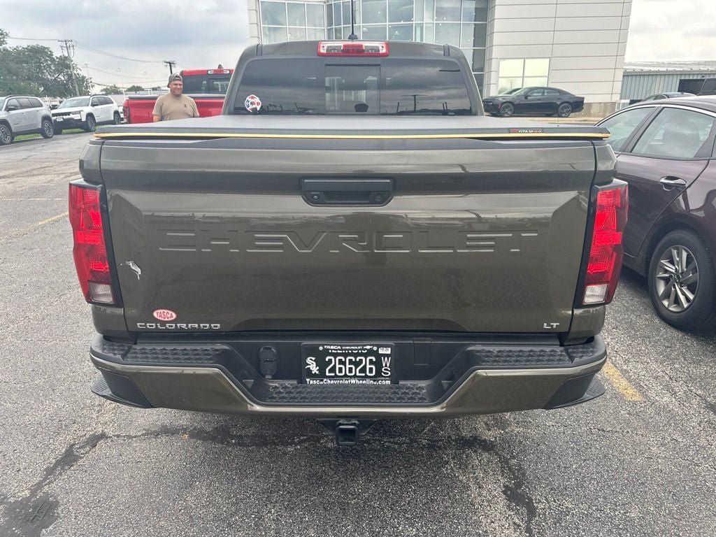 Used 2023 Chevrolet Colorado LT w/ LT Convenience Package II AWD/4WD image 7