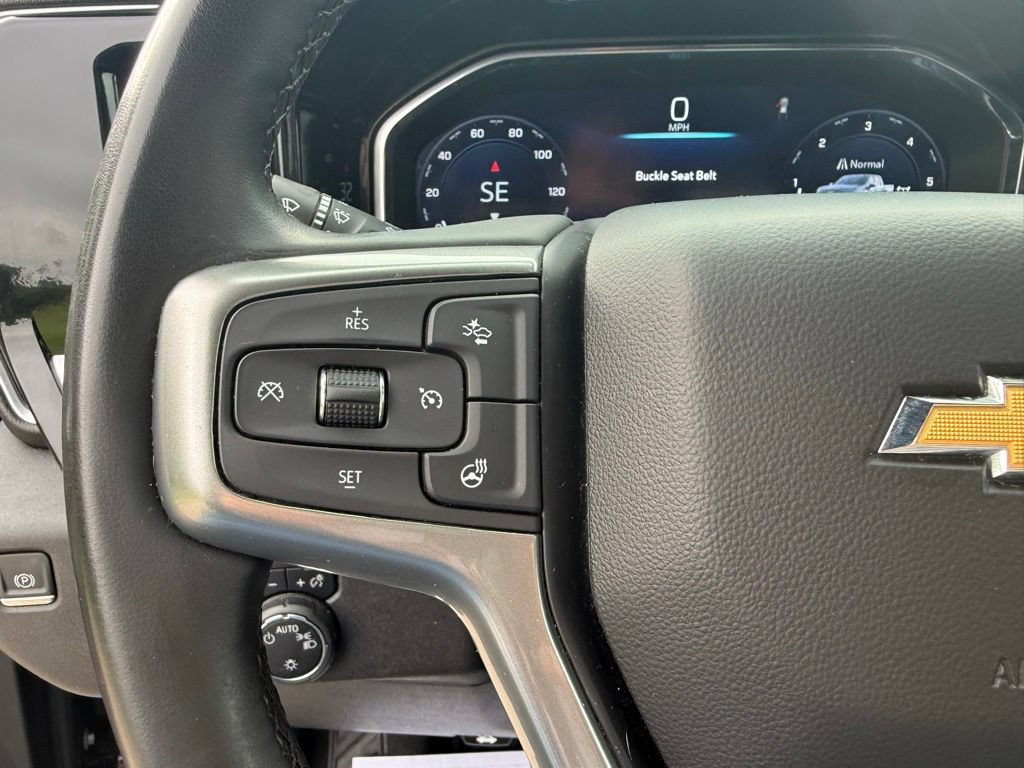 Used 2023 Chevrolet Silverado 1500 LT AWD/4WD image 29