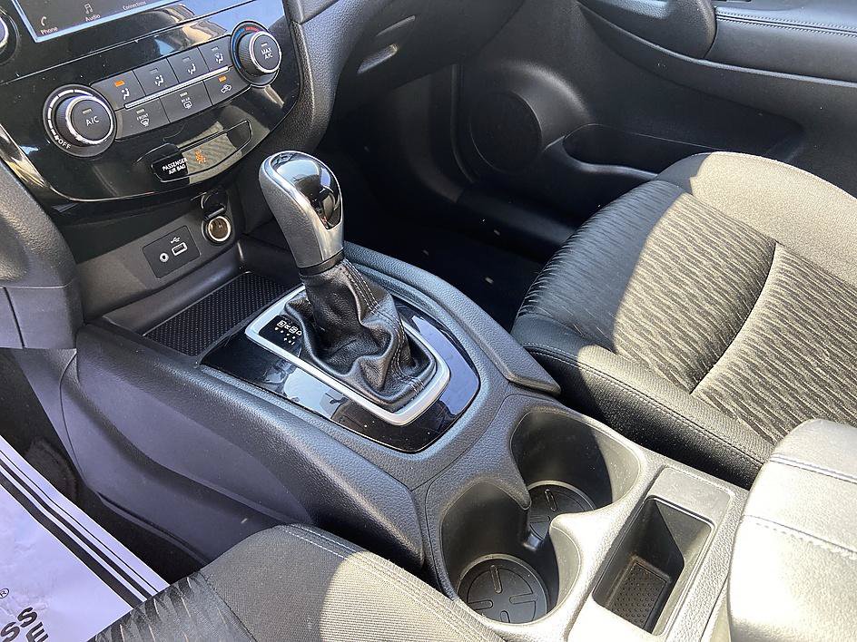 Used 2018 Nissan Rogue S FWD image 15