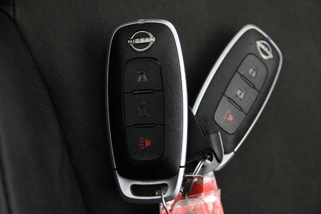 Certified 2024 Nissan Ariya AWD image 30