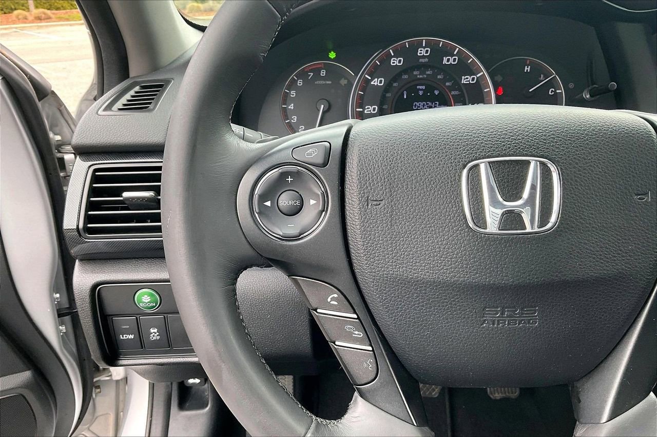 Used 2015 Honda Accord EX-L image 28