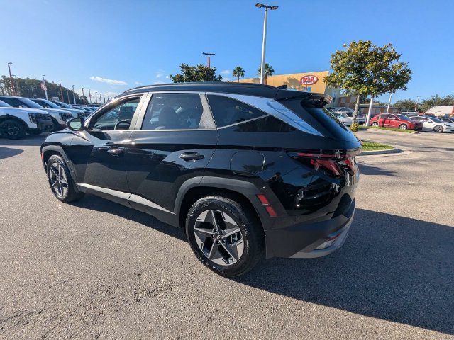 Used 2026 Hyundai Tucson SEL FWD image 4