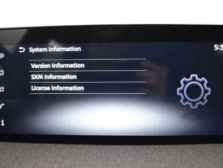 Used 2025 Nissan Kicks SV image 30