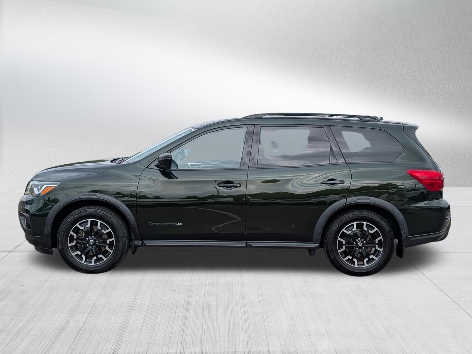 Used 2019 Nissan Pathfinder SL AWD/4WD image 4
