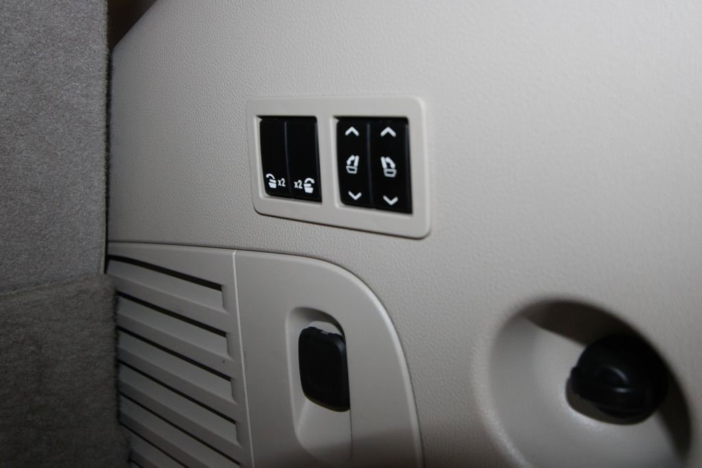 Used 2020 Cadillac Escalade Luxury image 46