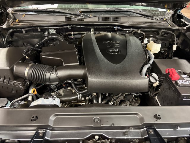 Used 2023 Toyota Tacoma TRD Sport AWD/4WD image 21