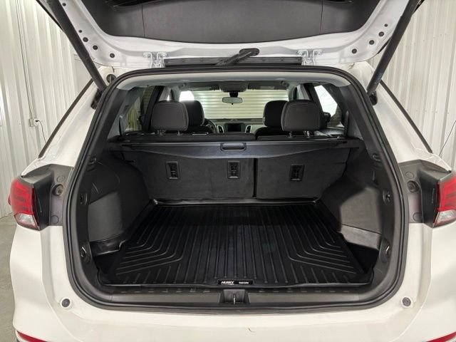 Used 2023 Chevrolet Equinox LT w/ Driver Convenience Package AWD/4WD image 13