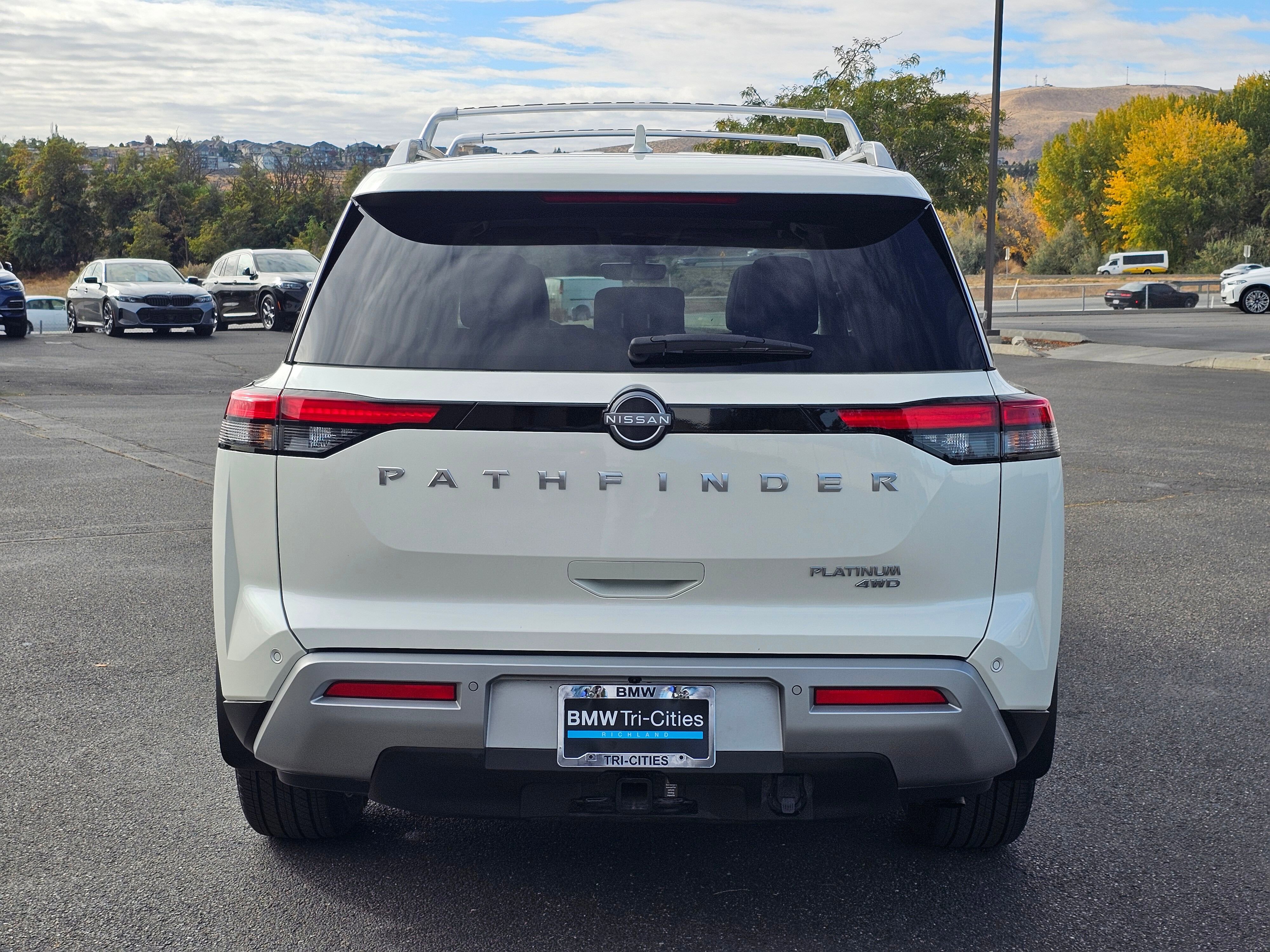 Used 2024 Nissan Pathfinder Platinum w/ Cargo Package image 5