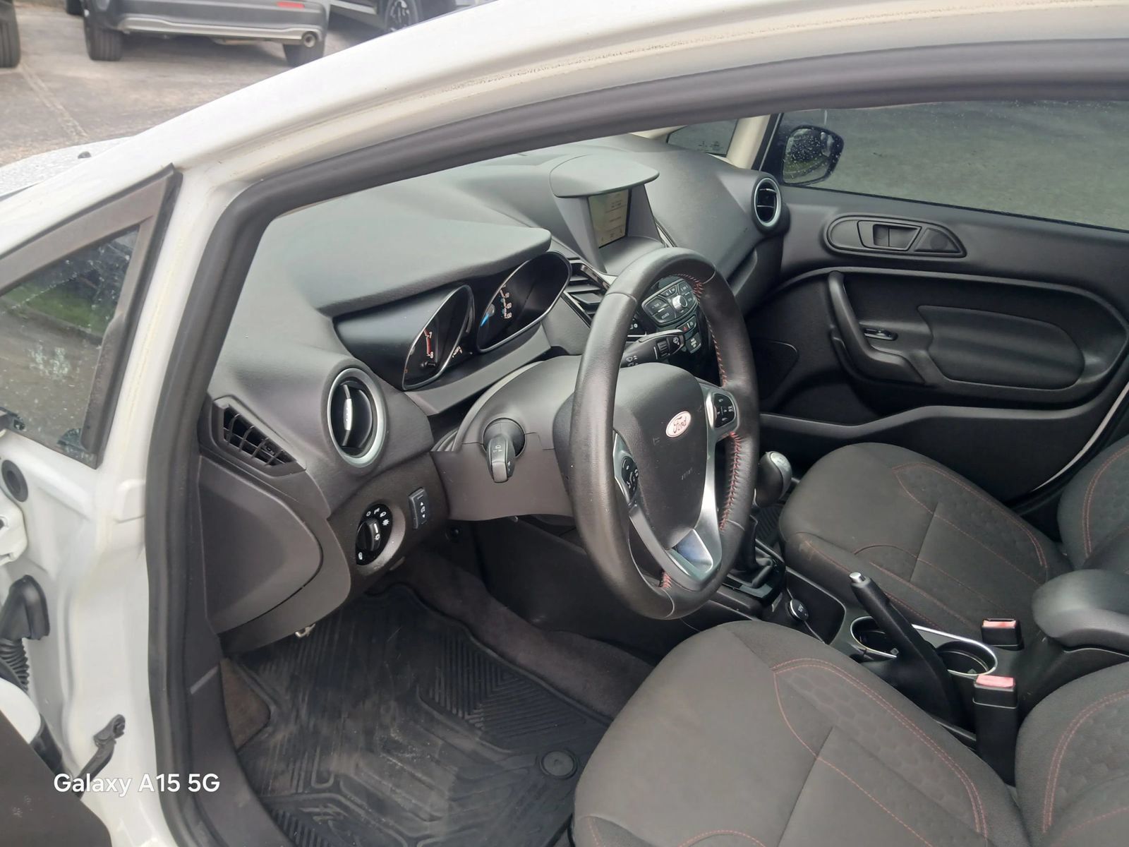 Used 2019 Ford Fiesta ST-Line w/ ST Line Cold Weather Package FWD image 7