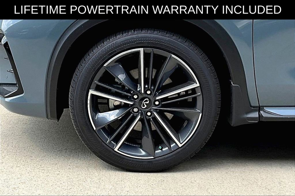 Certified 2025 INFINITI QX50 Sport AWD/4WD image 17
