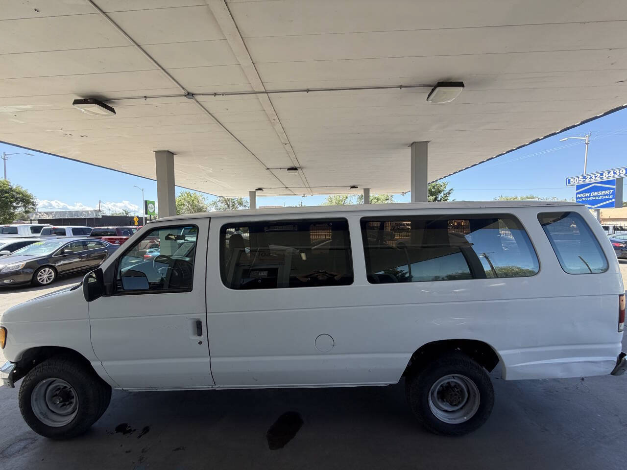 Used 1997 Ford E-350 and Econoline 350 XL RWD image 9