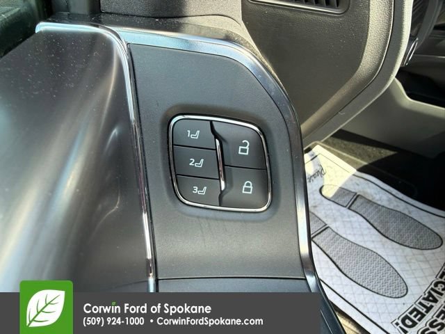 Certified 2026 Ford F450 Platinum AWD/4WD image 23