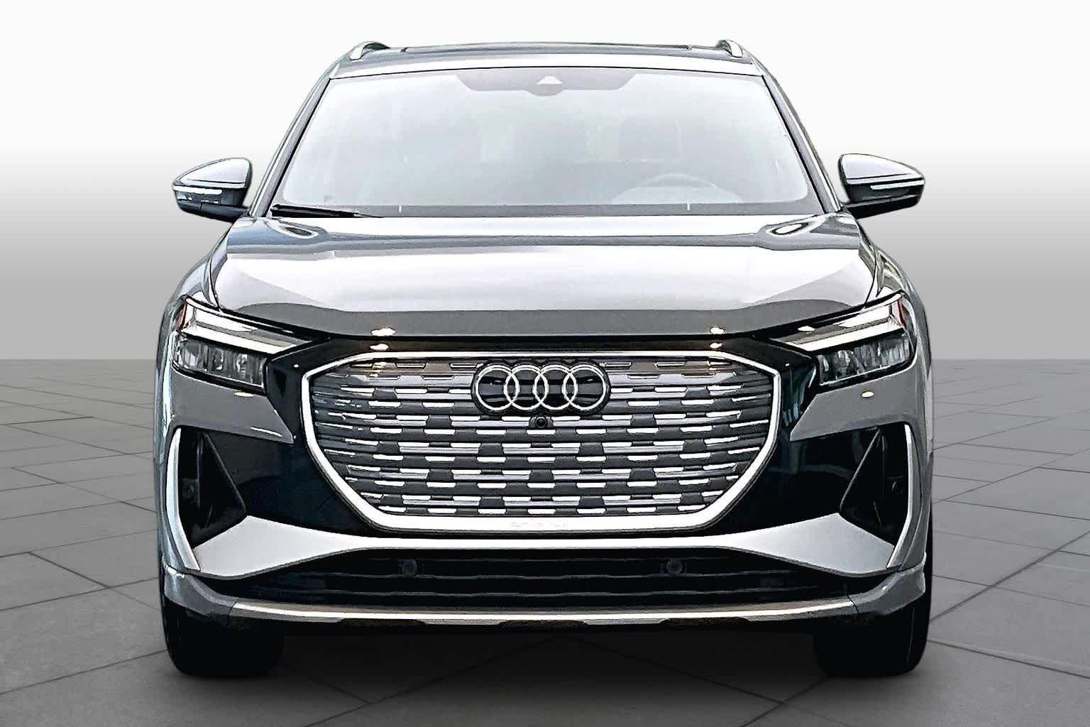 Used 2023 Audi Q4 e-tron Premium Plus AWD/4WD image 3