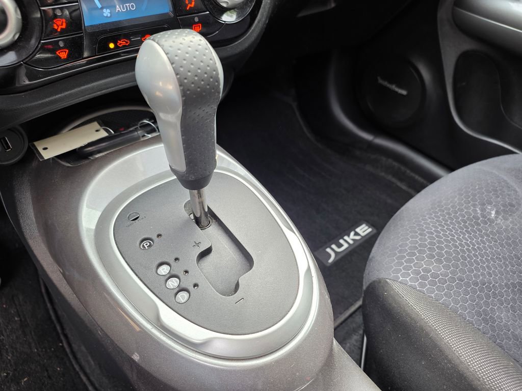 Used 2015 Nissan Juke SV w/ Technology Package AWD/4WD image 12